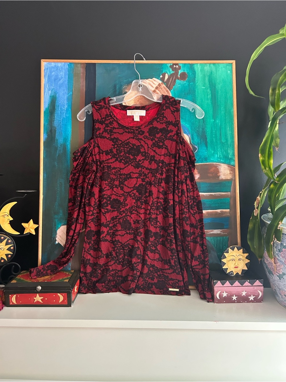 Michael Kors Women M Red Black Lace Print Cold Shoulder Long Sleeve Top